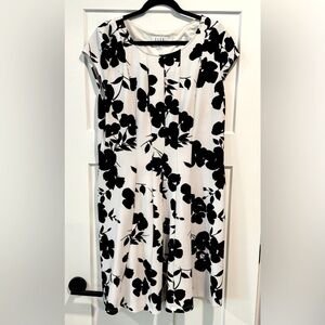 Elle Floral Cap Sleeve Midi Dress Stretch